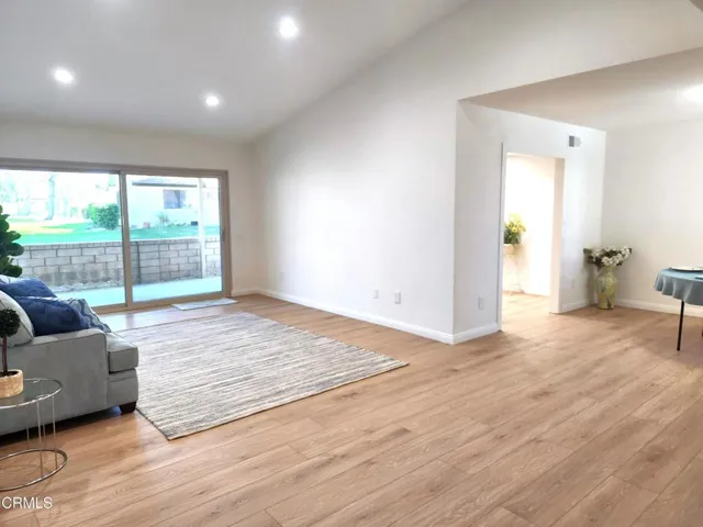 41016 Village 41 (5)