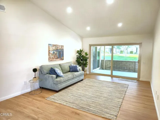 41016 Village 41 (4)