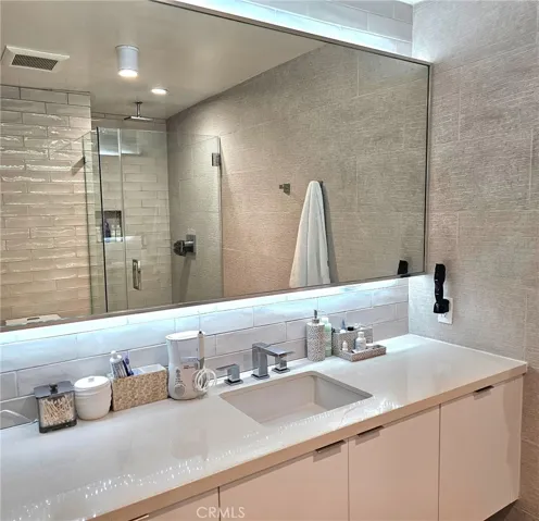 32646 Coastsite Drive 202, Rancho Palos Verdes, California 90275