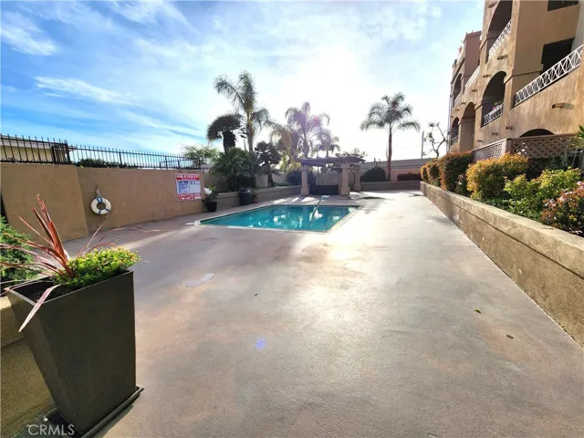 Sparkling Pool