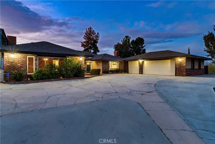 15645 Saddleback Road, Riverside, California 92506