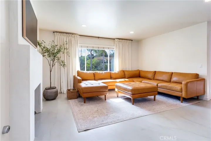 15645 Saddleback Road, Riverside, California 92506