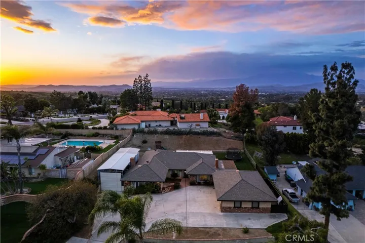15645 Saddleback Road, Riverside, California 92506