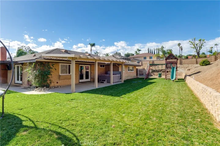 15645 Saddleback Road, Riverside, California 92506