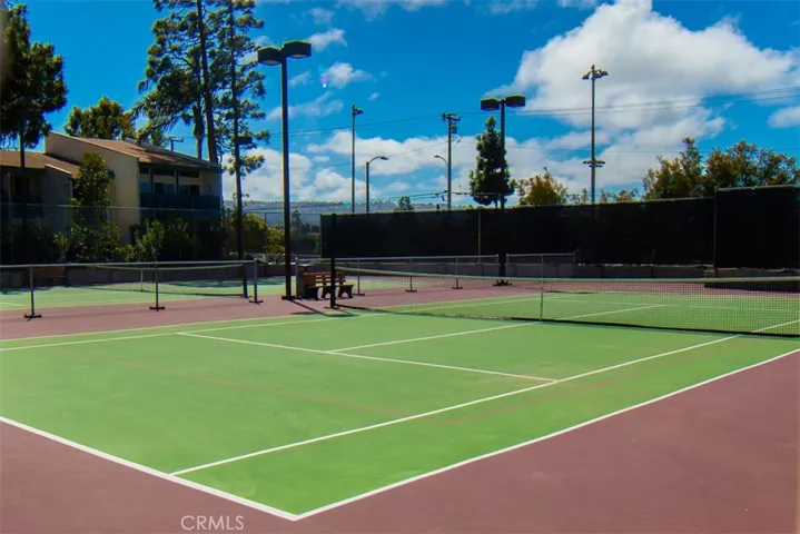 631 S Prospect Avenue 201, Redondo Beach, California 90277
