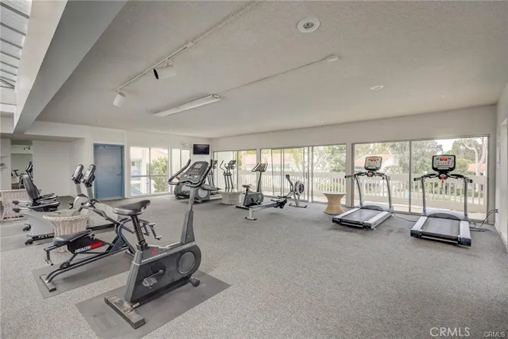 631 S Prospect Avenue 201, Redondo Beach, California 90277