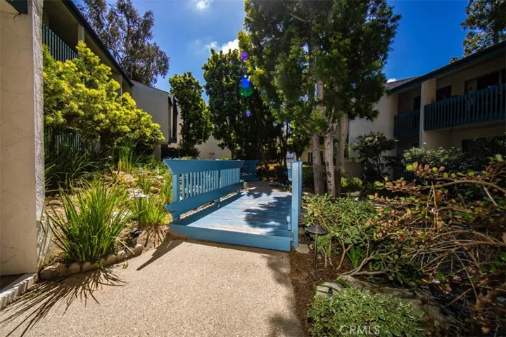631 S Prospect Avenue 201, Redondo Beach, California 90277
