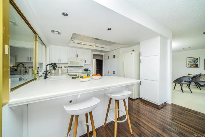 3902 Vista Campana N 17, Oceanside, California 92057