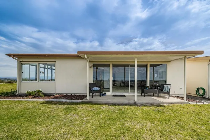 3902 Vista Campana N 17, Oceanside, California 92057