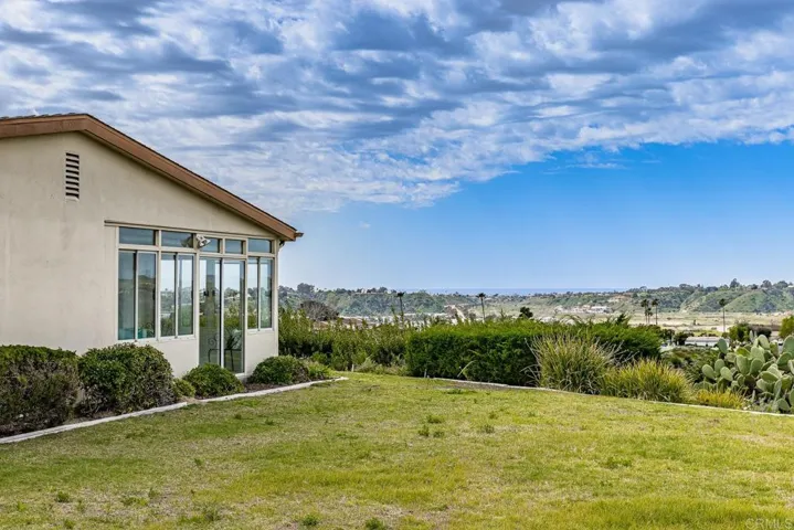 3902 Vista Campana N 17, Oceanside, California 92057