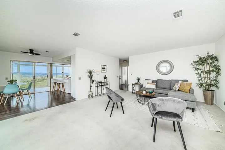 3902 Vista Campana N 17, Oceanside, California 92057