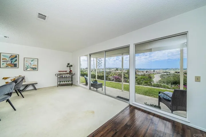 3902 Vista Campana N 17, Oceanside, California 92057