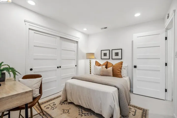 174 Vernon Ter, Oakland, California 94610