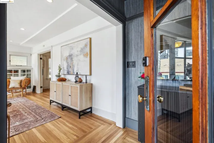 174 Vernon Ter, Oakland, California 94610