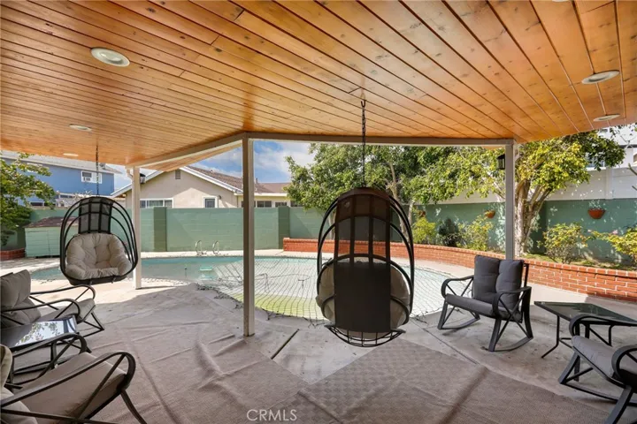8231 Del Oro Lane, La Palma, California 90623