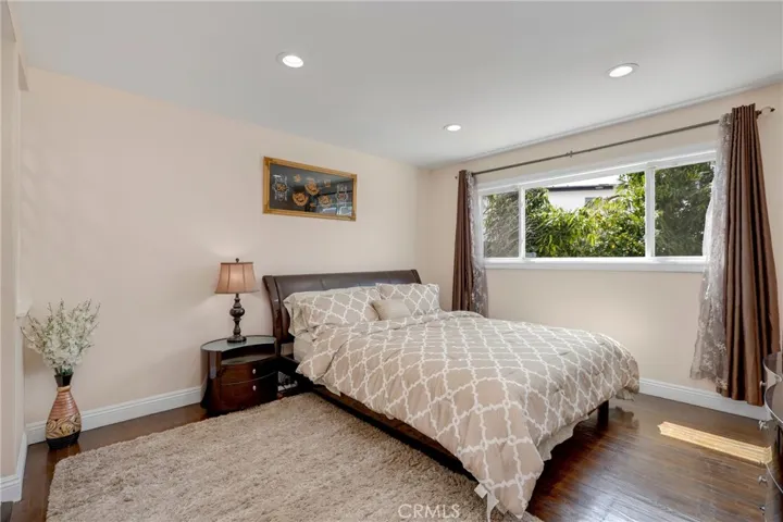 8231 Del Oro Lane, La Palma, California 90623