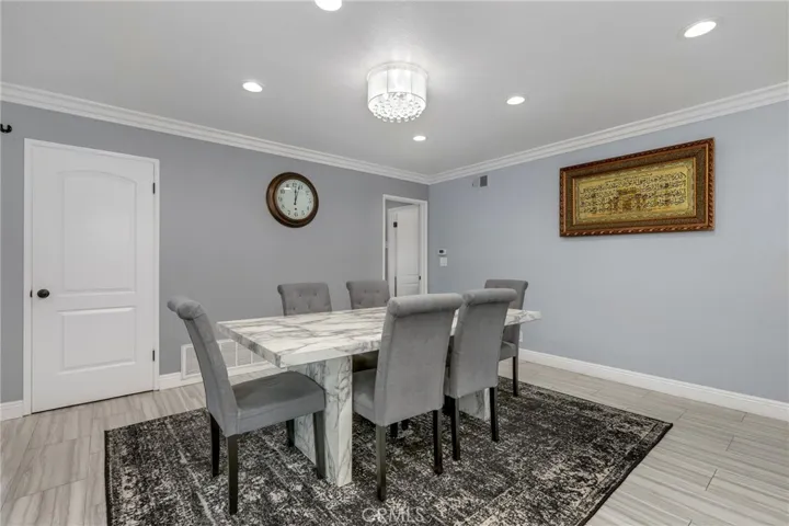 8231 Del Oro Lane, La Palma, California 90623