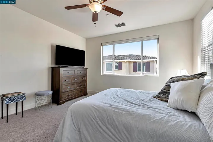 480 E Albertina Ave, Mountain House, California 95391
