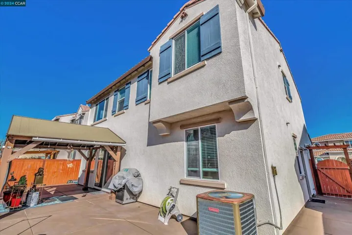 480 E Albertina Ave, Mountain House, California 95391