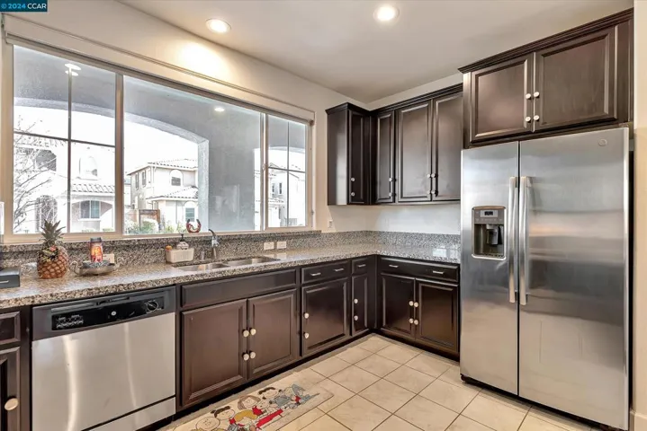 480 E Albertina Ave, Mountain House, California 95391