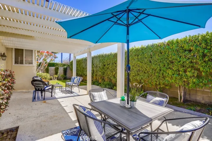 3702 Fenley Drive, Los Alamitos, California 90720