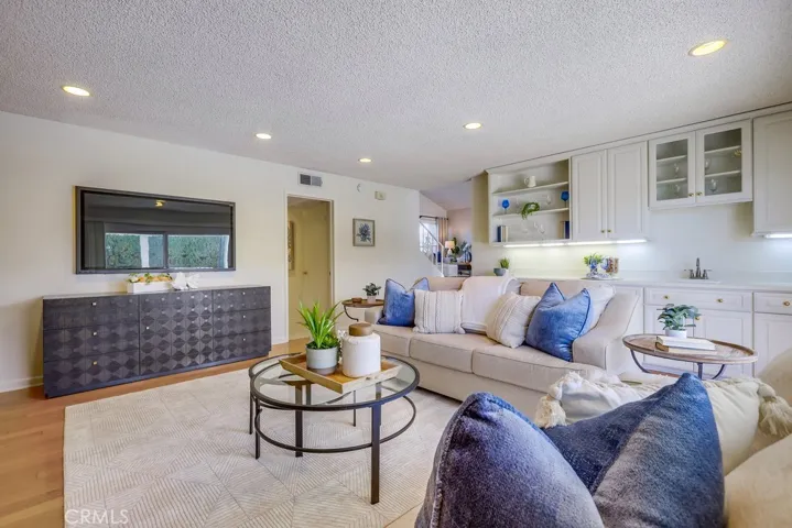 3702 Fenley Drive, Los Alamitos, California 90720