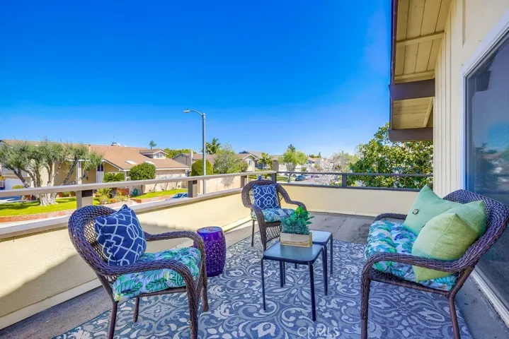 3702 Fenley Drive, Los Alamitos, California 90720