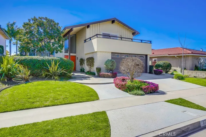 3702 Fenley Drive, Los Alamitos, California 90720