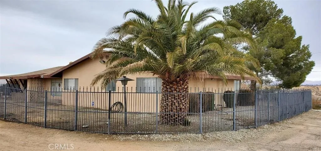 14822 Rodeo Drive, Victorville, California 92395 home-pic-7
