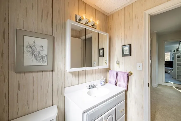 729 2nd Street, Pacific Grove, California 93950