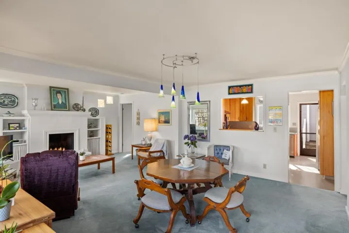 729 2nd Street, Pacific Grove, California 93950