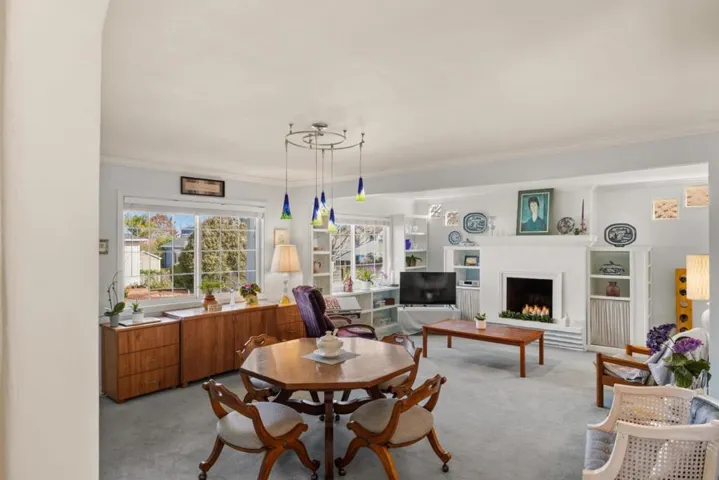 729 2nd Street, Pacific Grove, California 93950