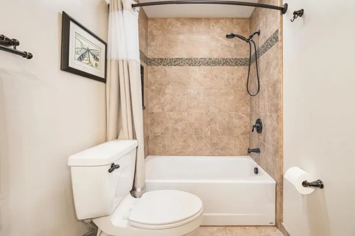 142 Molly Way, Santa Cruz, California 95065