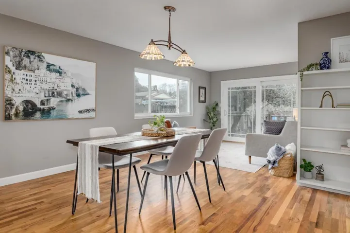 142 Molly Way, Santa Cruz, California 95065