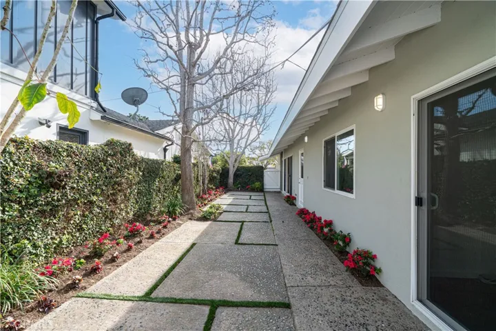 2908 Broad Street, Newport Beach, California 92663