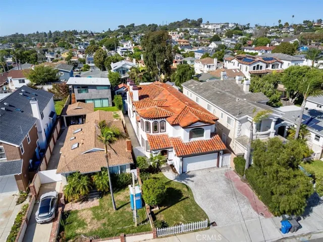 1035 Avenue D, Redondo Beach, California 90277