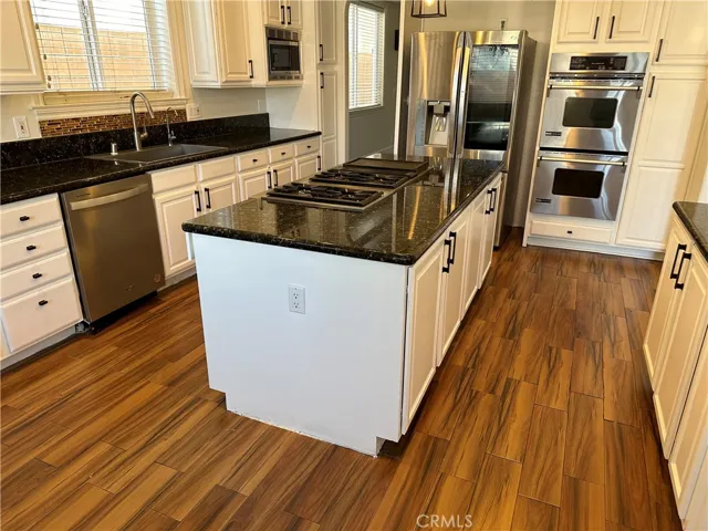 1035 Avenue D, Redondo Beach, California 90277