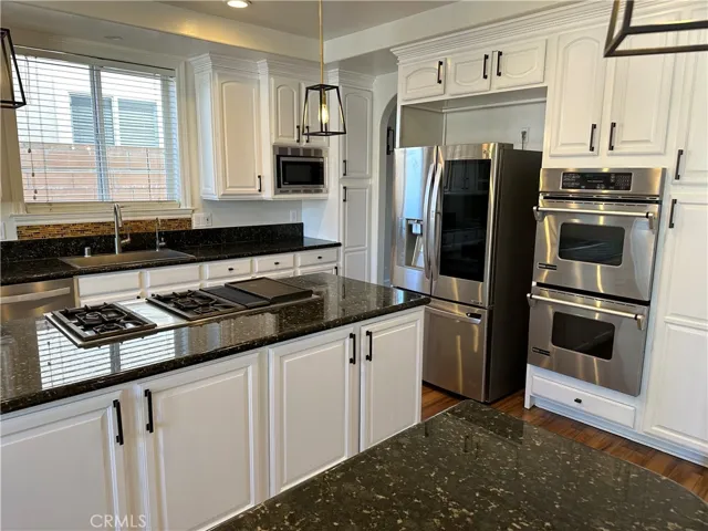 1035 Avenue D, Redondo Beach, California 90277