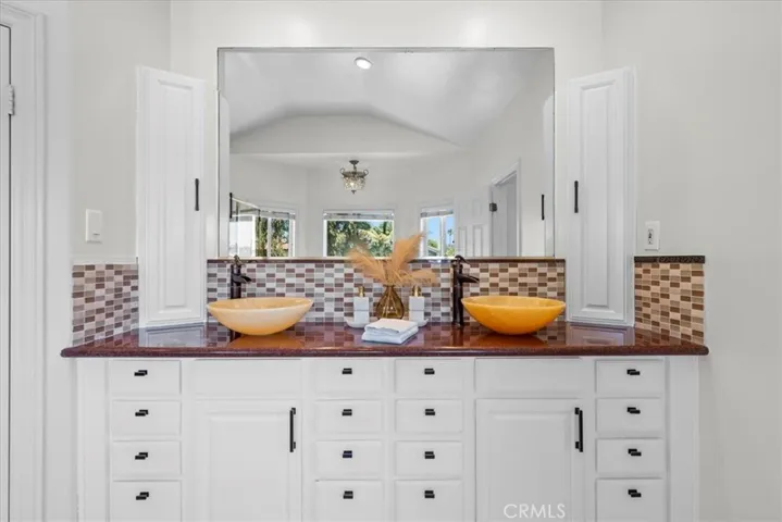 1035 Avenue D, Redondo Beach, California 90277