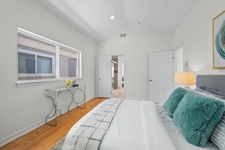 1035 Avenue D, Redondo Beach, California 90277