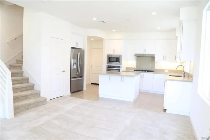 349 Magnet, Irvine, California 92618