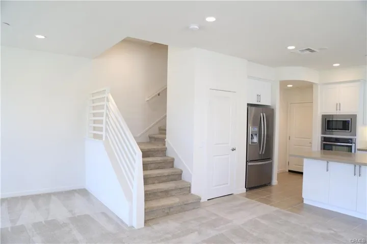 349 Magnet, Irvine, California 92618