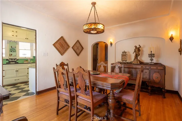 1985 San Francisco Avenue, Long Beach, California 90806