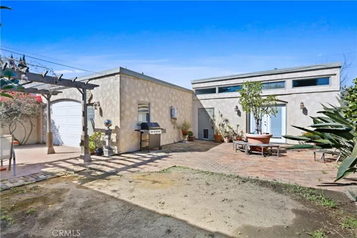 1985 San Francisco Avenue, Long Beach, California 90806