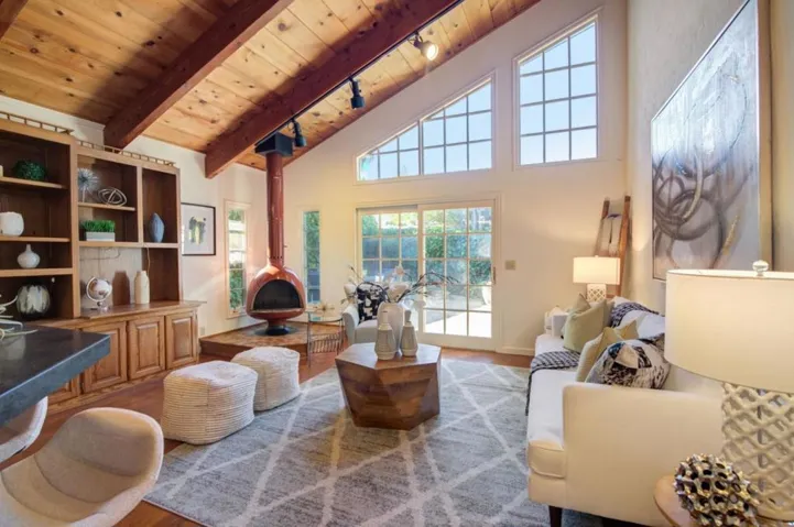 903 Paradise Way, Palo Alto, California 94306