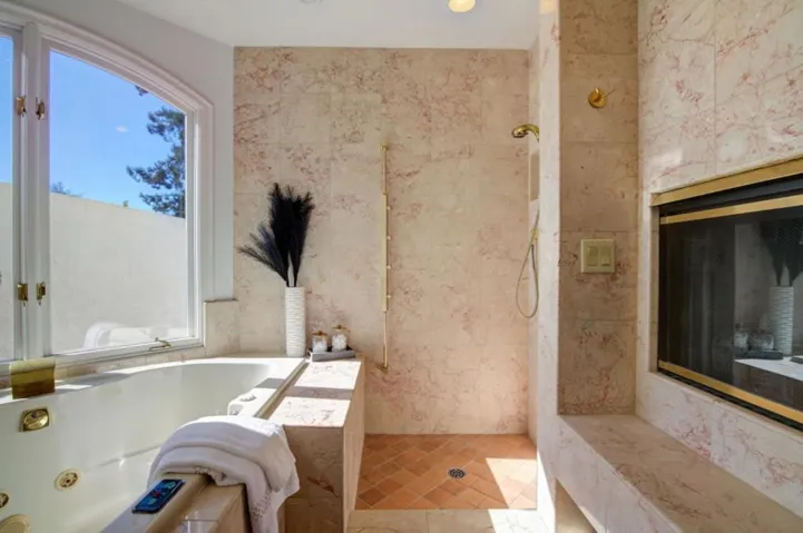 903 Paradise Way, Palo Alto, California 94306