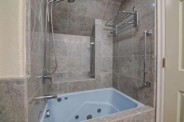 903 Paradise Way, Palo Alto, California 94306