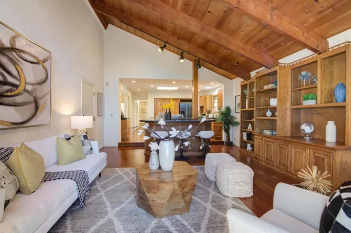 903 Paradise Way, Palo Alto, California 94306