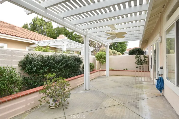 Large Backyard w/ Covered Patio