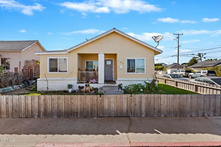 1-web-or-mls-01 - Street View